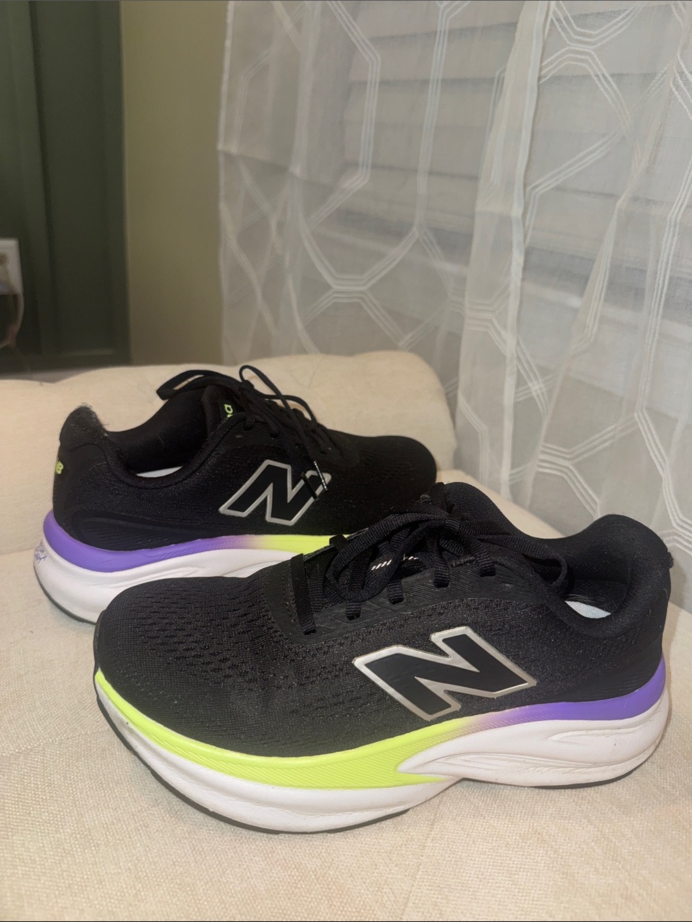 New Balance Kaiha Women’s Fresh X Foam running sneakers